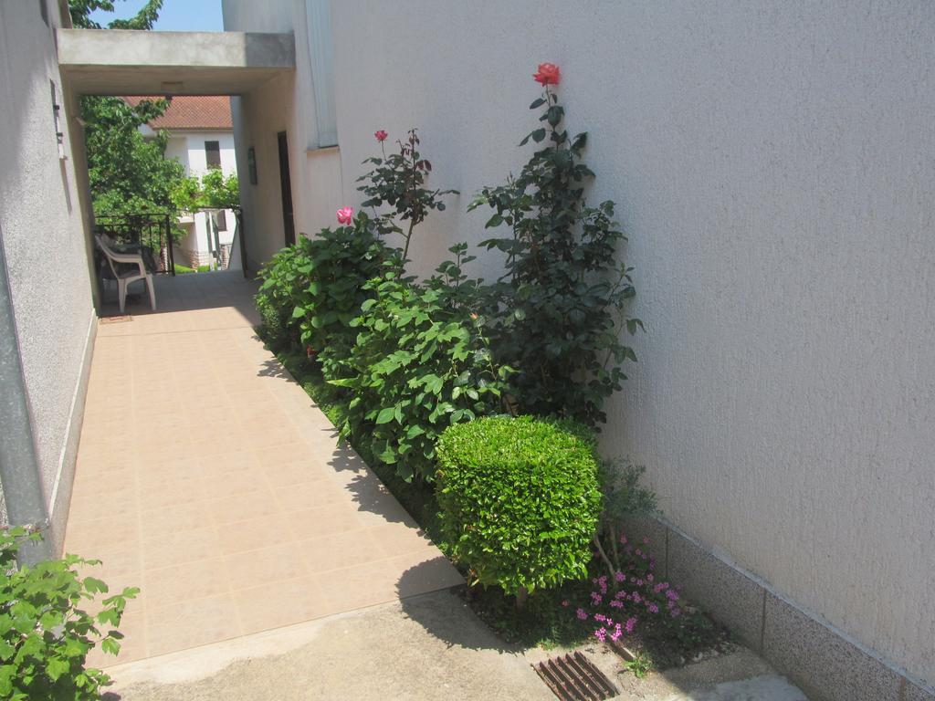 Apartment Artusi Пула Стая снимка
