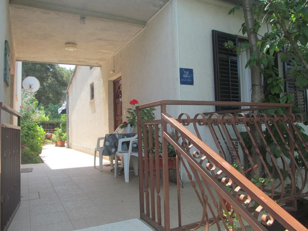 Apartment Artusi Пула Стая снимка