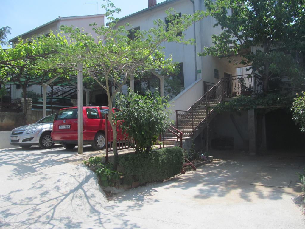 Apartment Artusi Пула Стая снимка