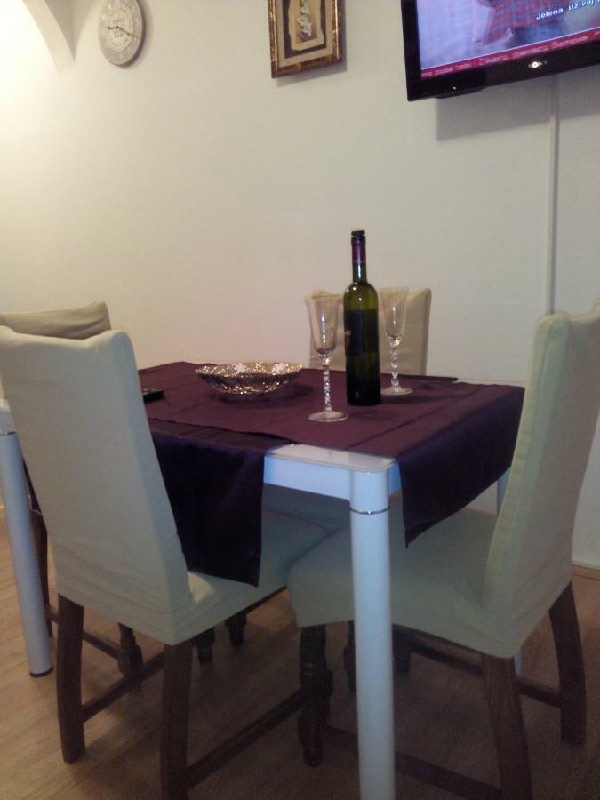 Apartment Artusi Пула Екстериор снимка