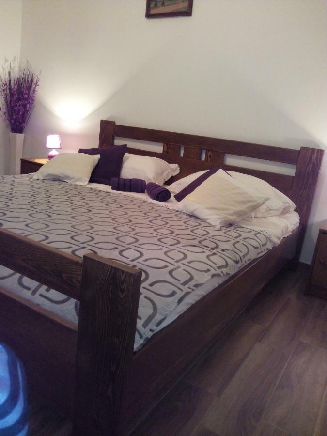 Apartment Artusi Пула Екстериор снимка