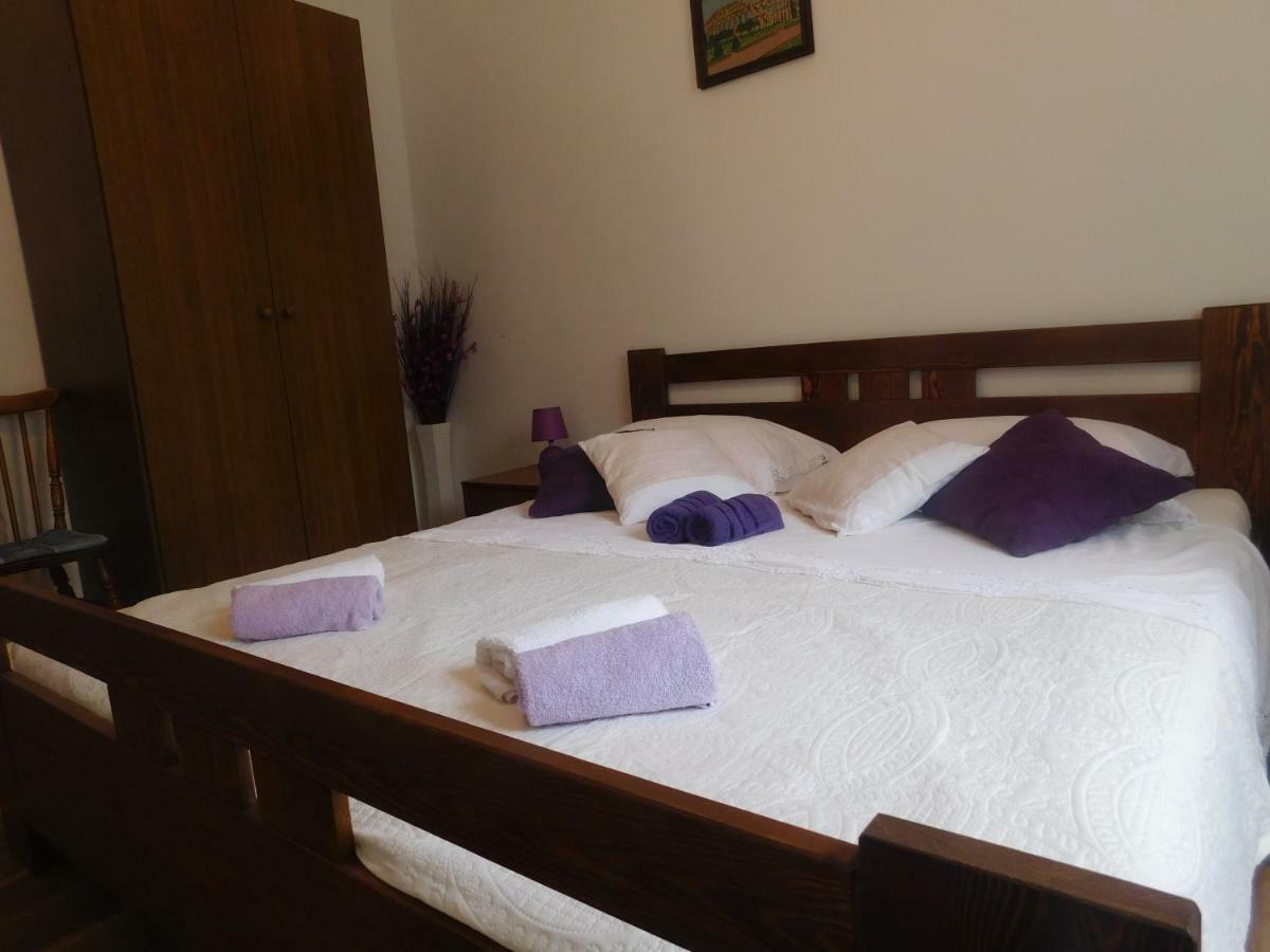 Apartment Artusi Пула Екстериор снимка