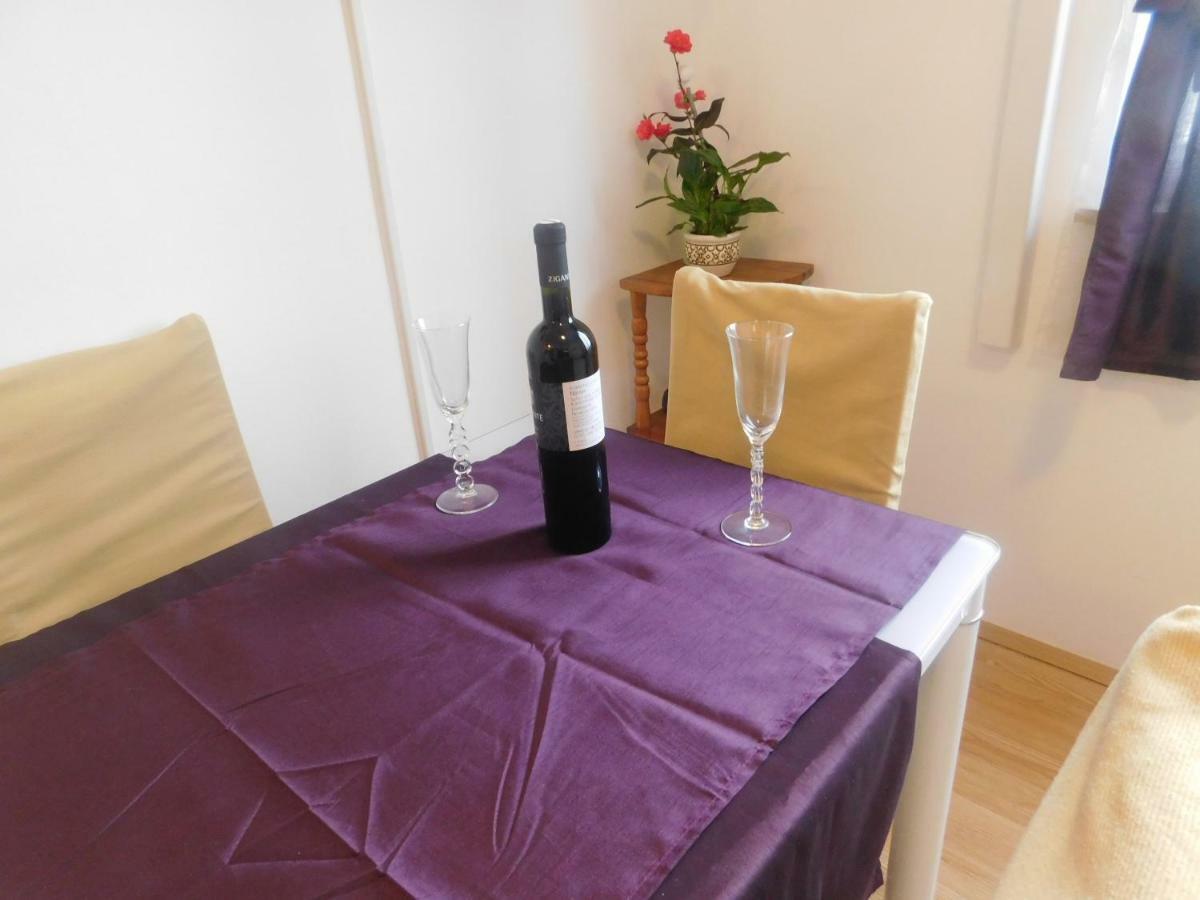 Apartment Artusi Пула Екстериор снимка