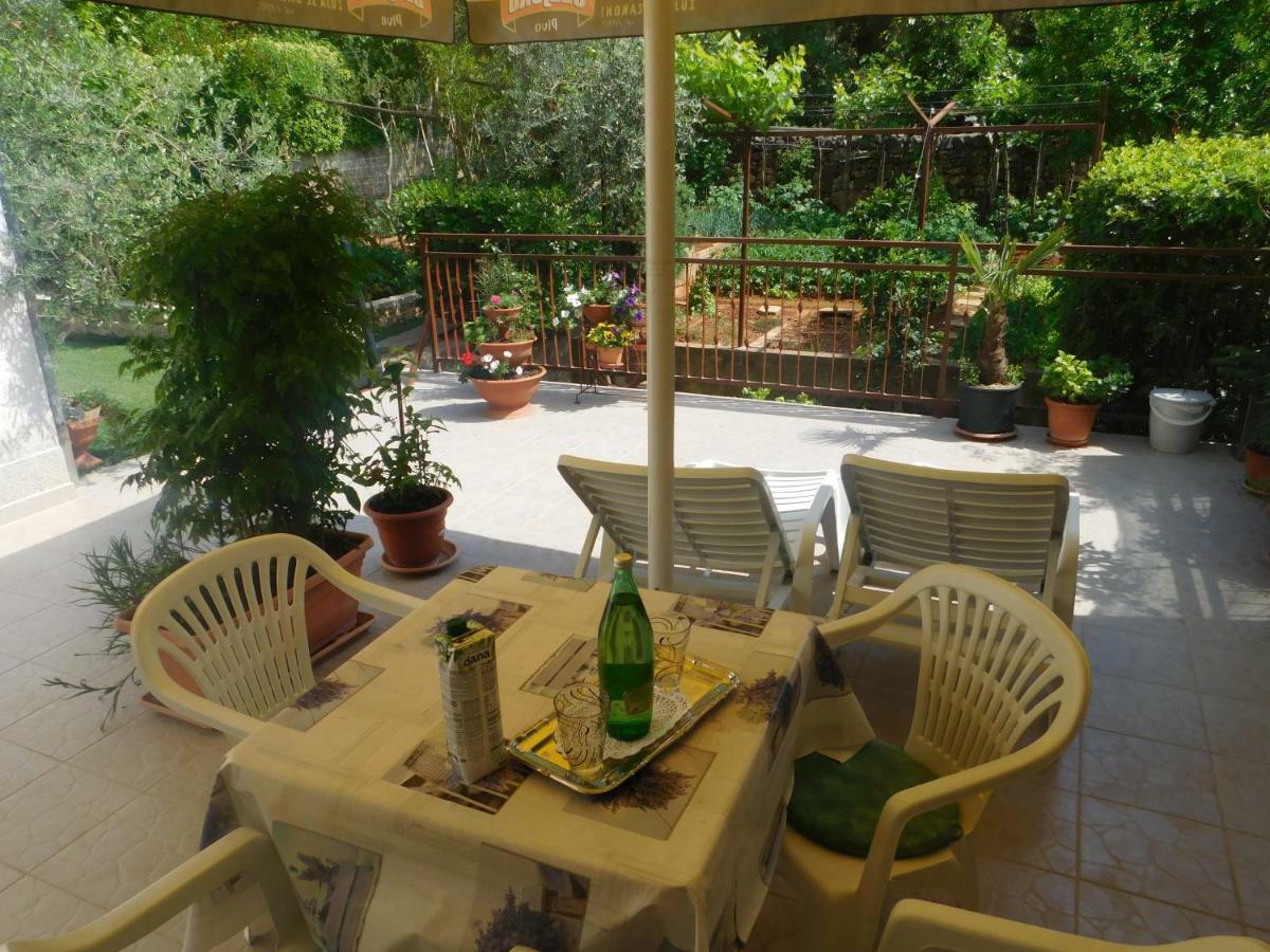 Apartment Artusi Пула Екстериор снимка