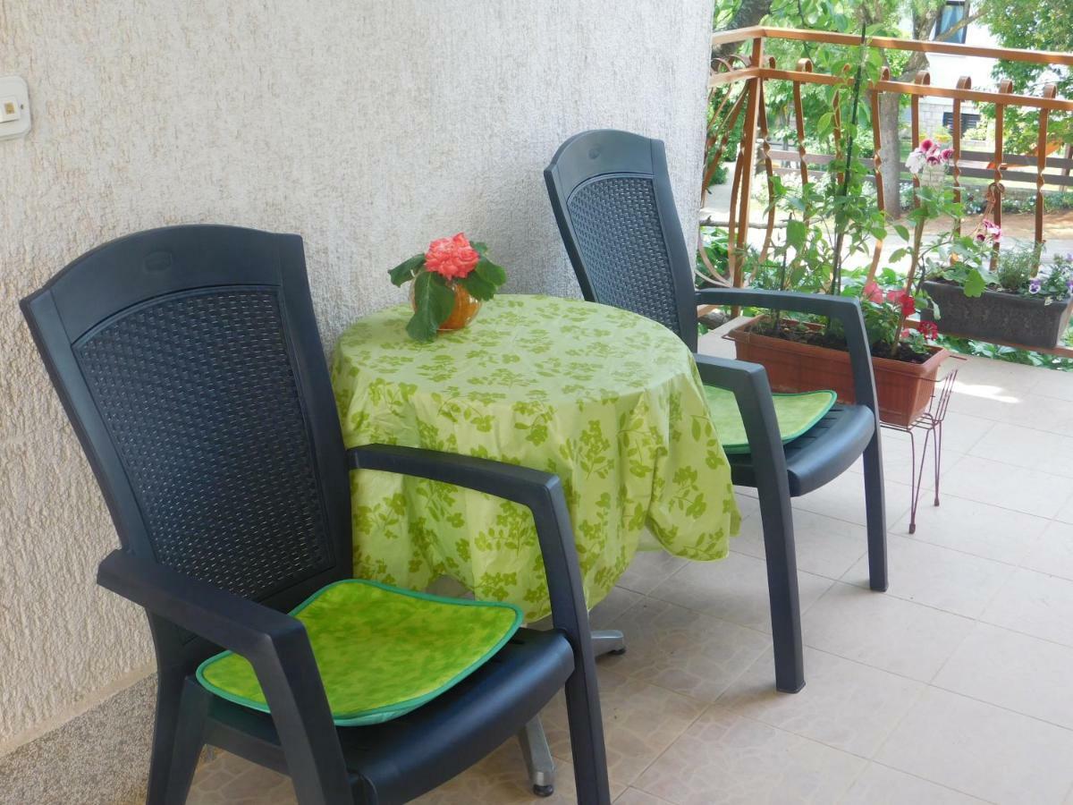 Apartment Artusi Пула Екстериор снимка