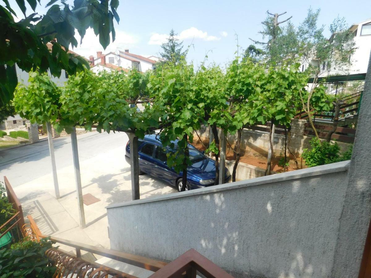 Apartment Artusi Пула Екстериор снимка