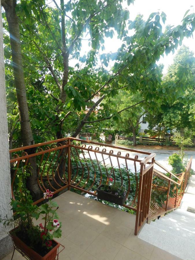 Apartment Artusi Пула Екстериор снимка